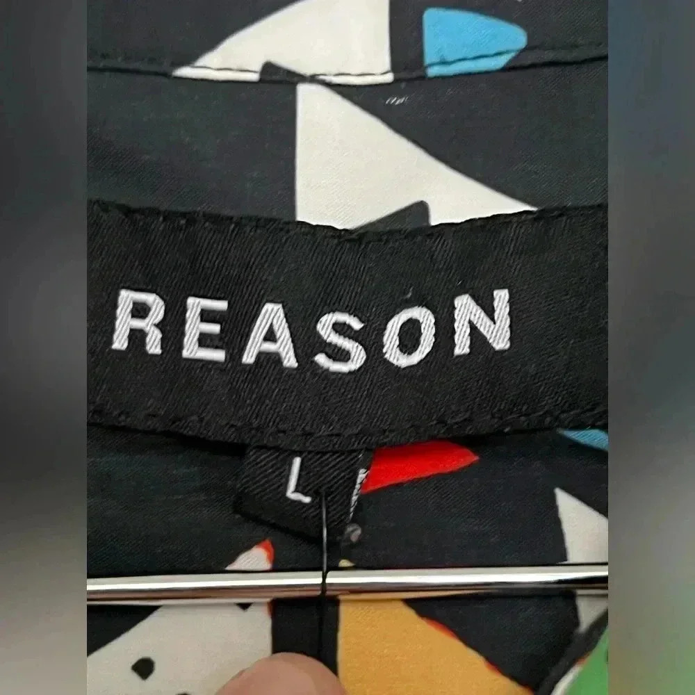 REASON Men’s short sleeve shirt like new in size L - Picture 4 of 5